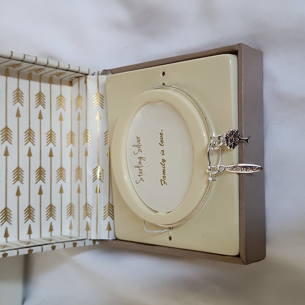 Sterling Silver "Family is Love" Bracelet